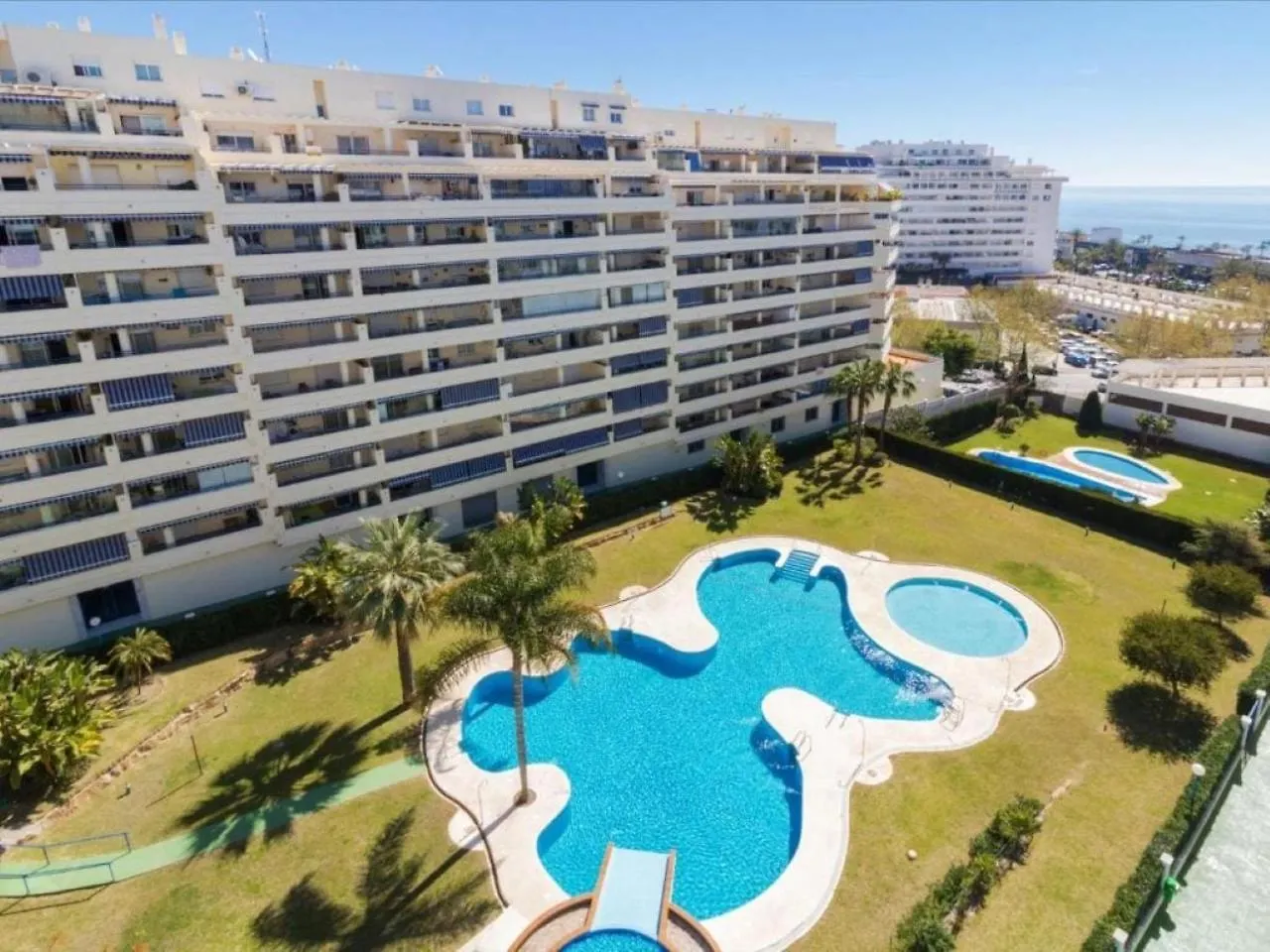 Apartamento Las Terrazas Ll Marbella Spain